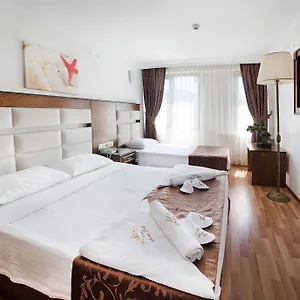 Hotel Santa Pera Istanbul
